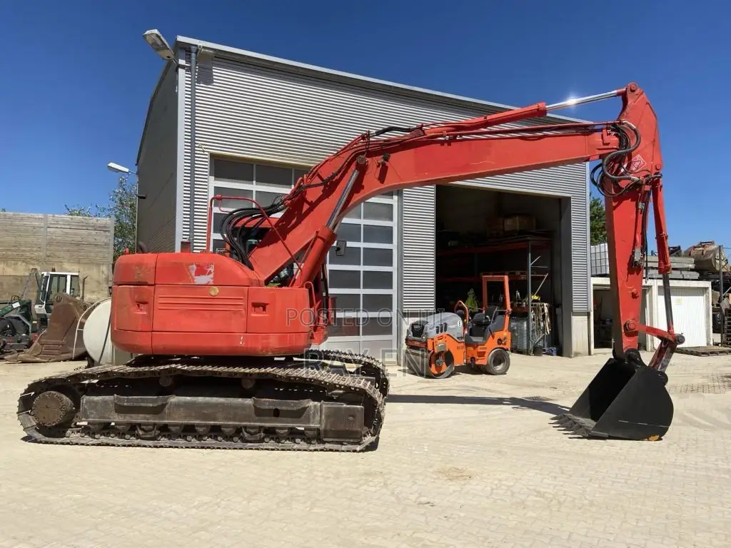 Komatsu Excavator Pc 228 Uslc-3