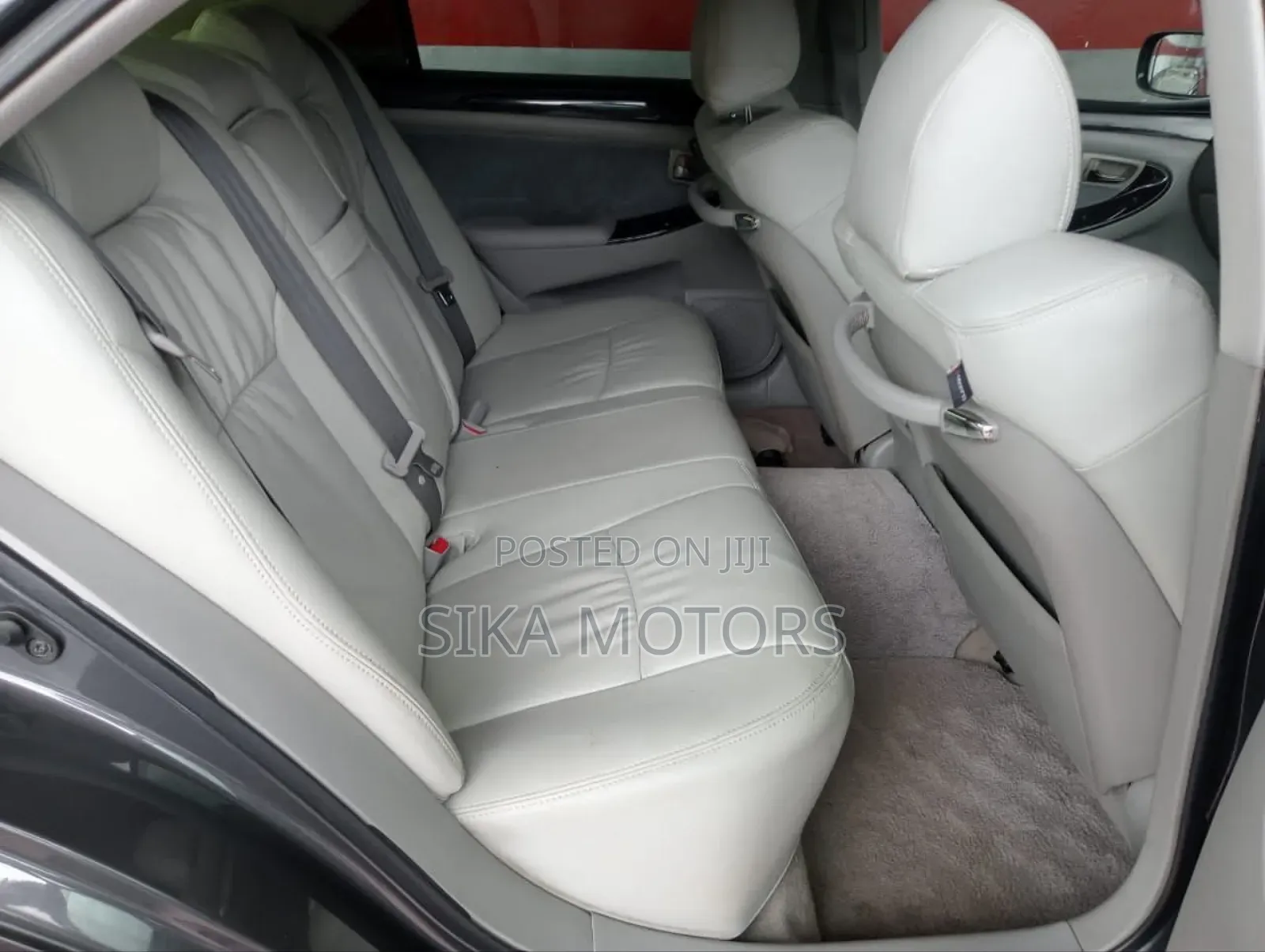 Toyota Crown 2006 Gray