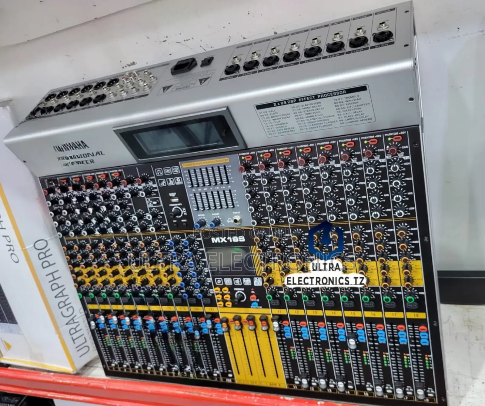 Yamaha Professional Powerful Pre Mixer 18 Channel 
• Mixer Kavu