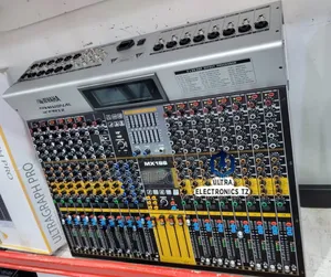 Yamaha Professional Powerful Pre Mixer 18 Channel 
• Mixer Kavu