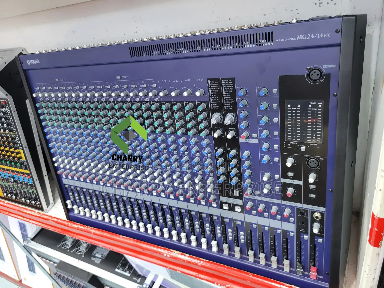 Original Yamaha Mixer (Mixer Kavu)Pre- Mixer24 Channel