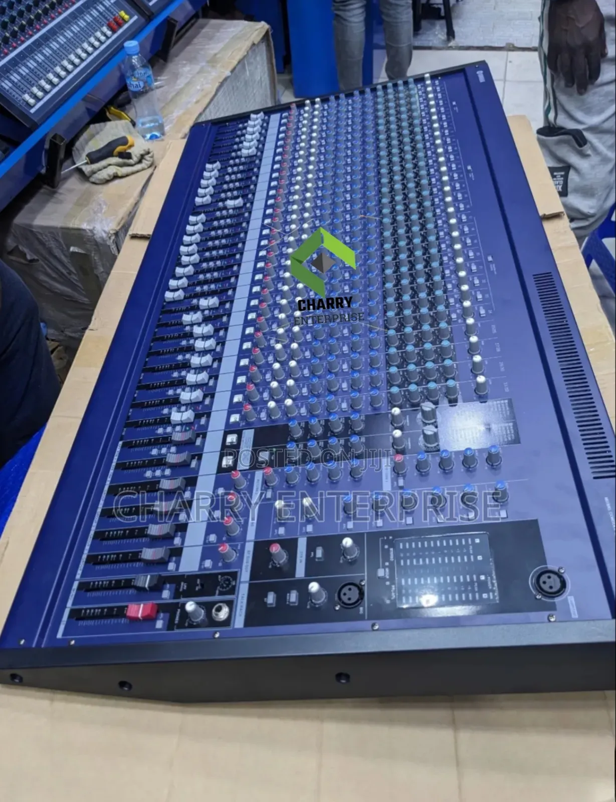 Yamaha Mg Series Analog Pre Mixer Kavu 32-Channel Mg32/14fx Powerful