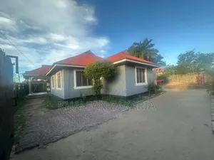 4 Bed House, 2 Bed House Unfinished Studio Apartment in the Compound