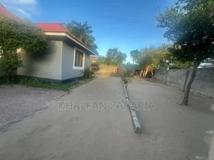 4 Bed House, 2 Bed House Unfinished Studio Apartment in the Compound