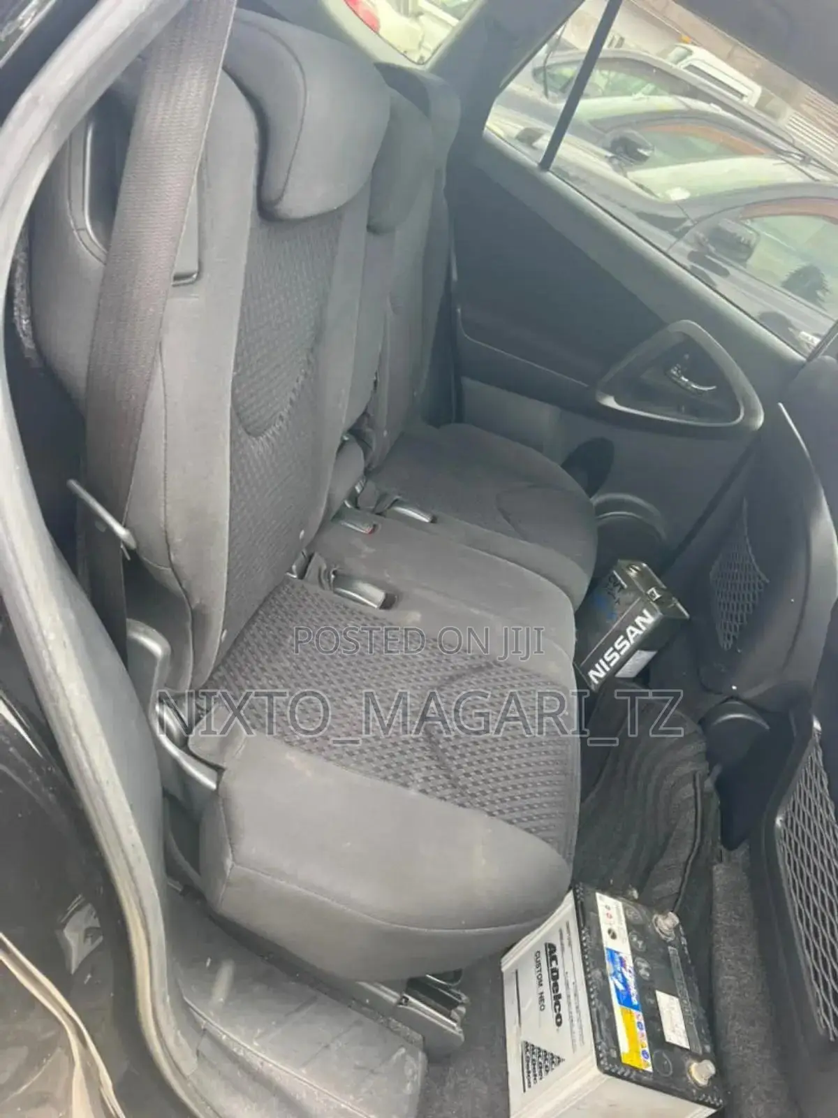 Toyota Vanguard 2012 Black