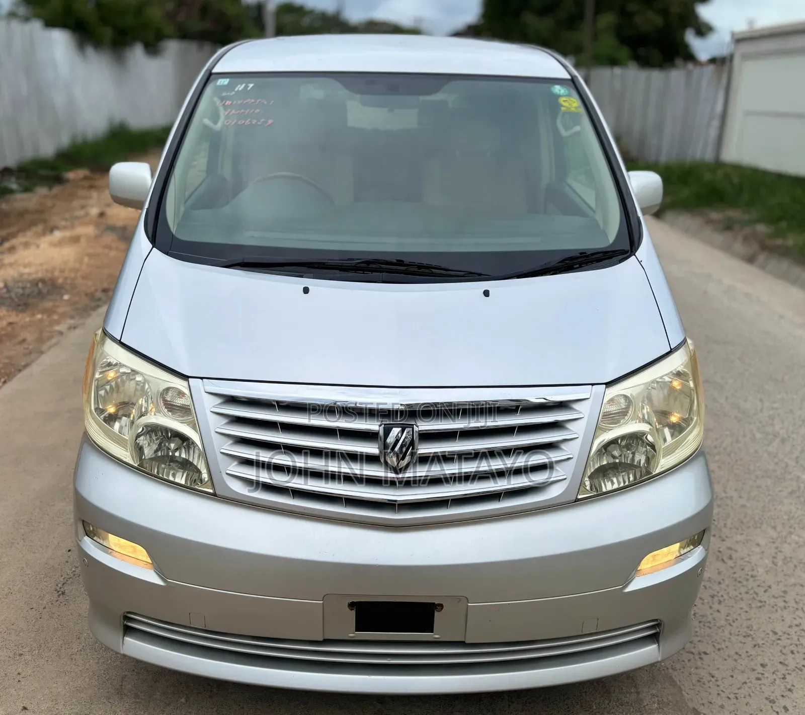 Toyota Alphard 2005 Silver
