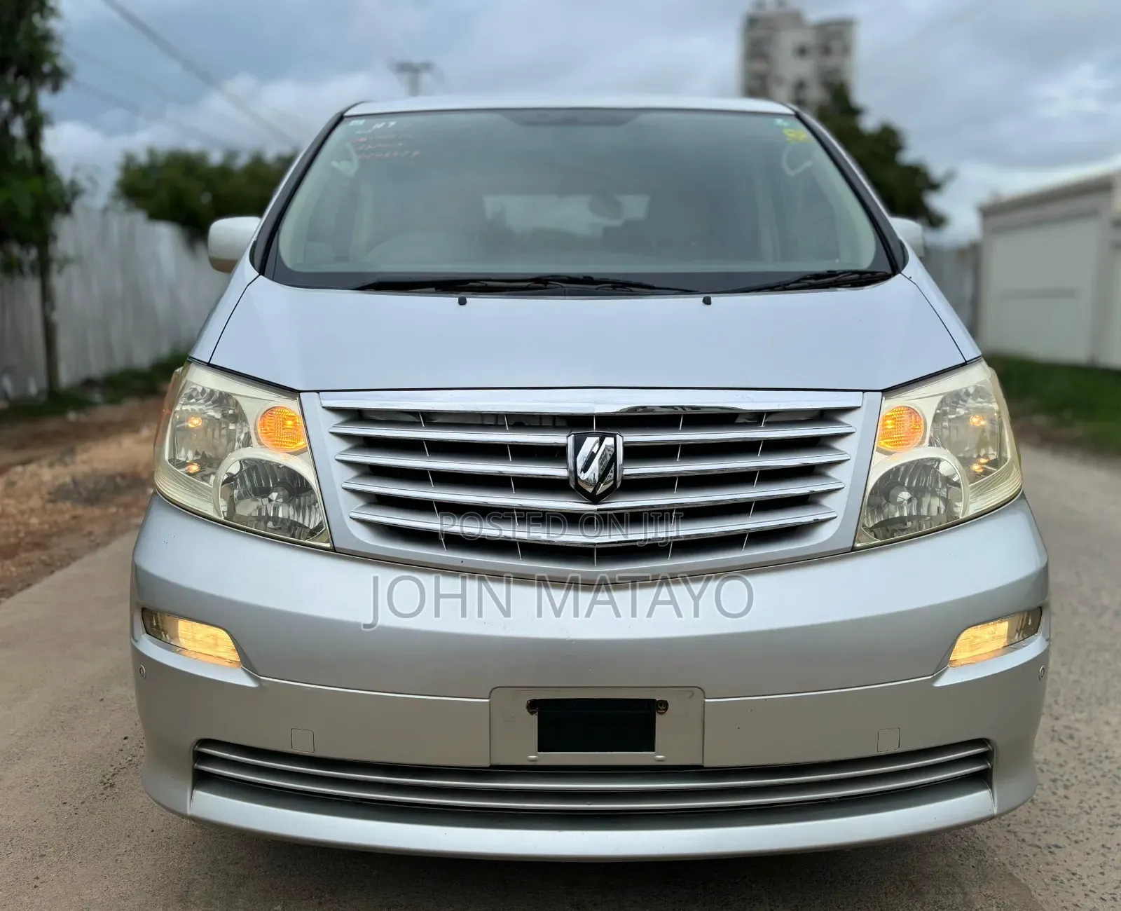 Toyota Alphard 2005 Silver