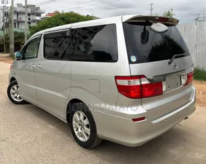 Toyota Alphard 2005 Silver