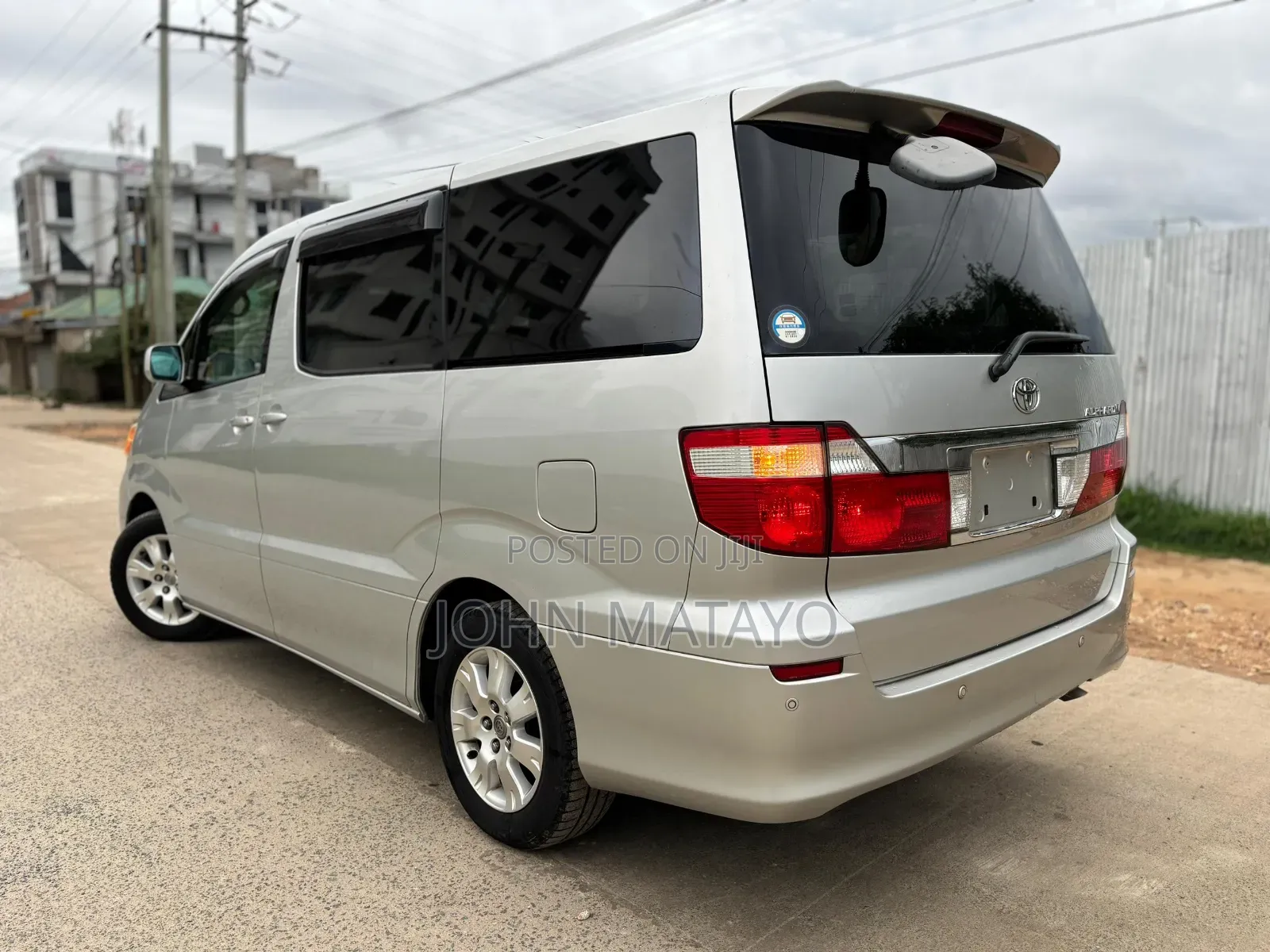 Toyota Alphard 2005 Silver