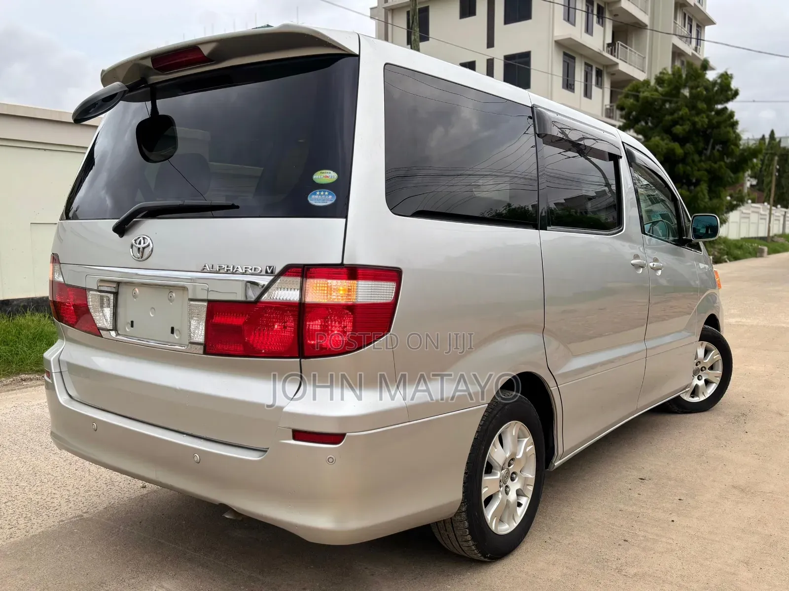 Toyota Alphard 2005 Silver