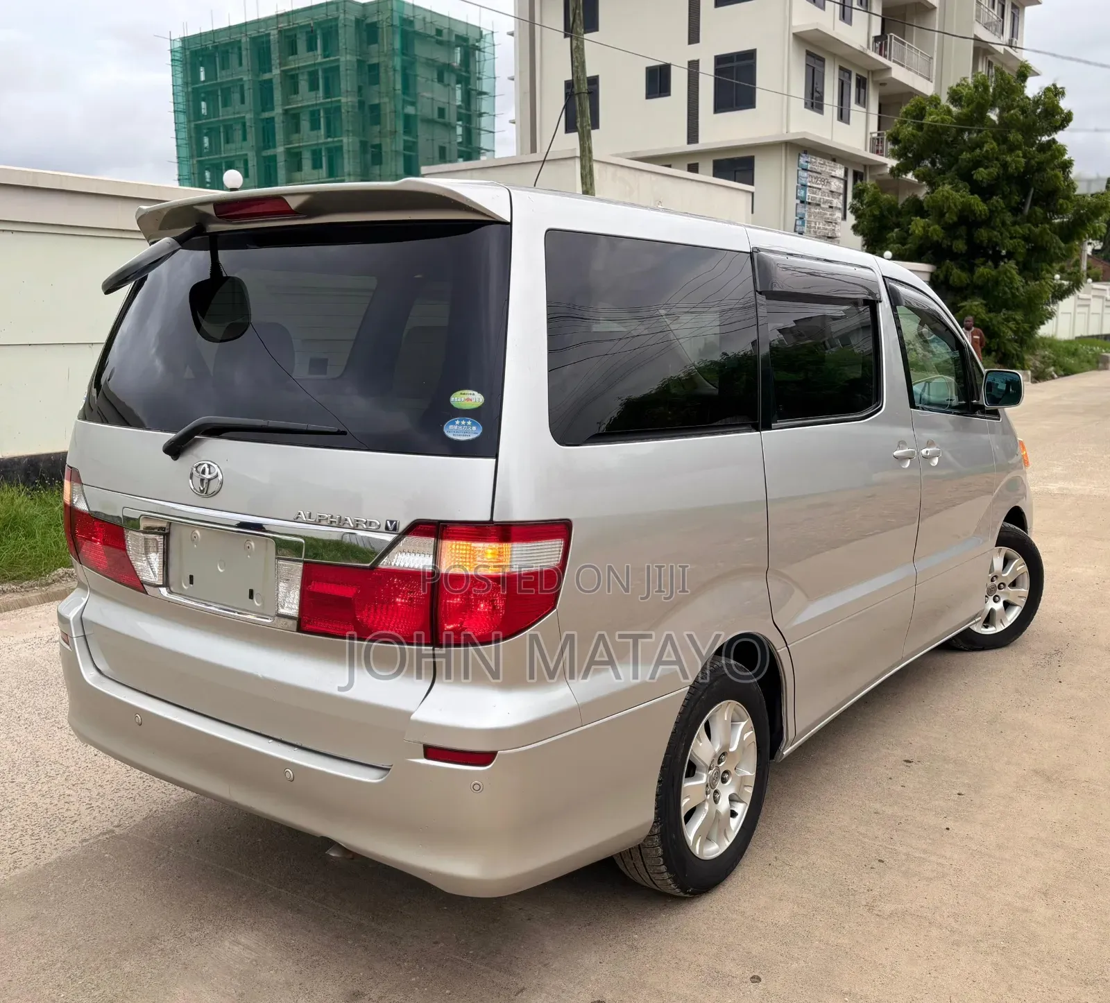 Toyota Alphard 2005 Silver