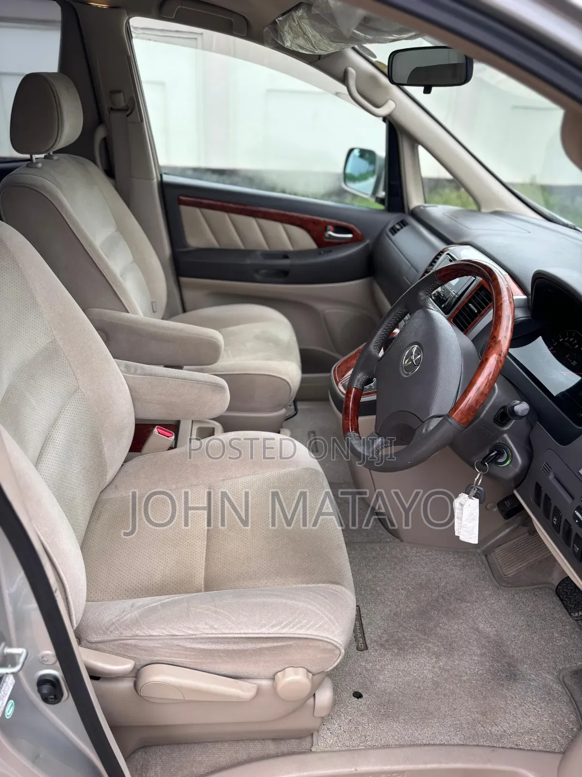Toyota Alphard 2005 Silver