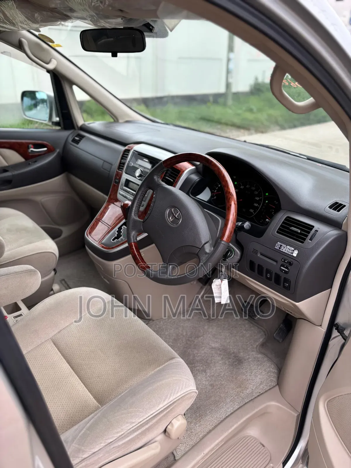 Toyota Alphard 2005 Silver
