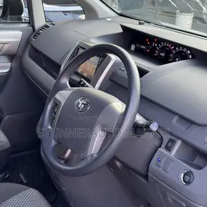 Toyota Noah 2008 Silver