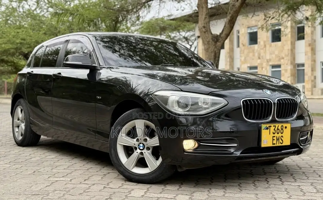 BMW 1 Series 2012 Black