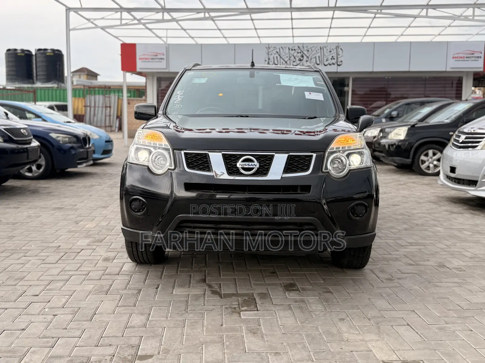 Nissan X-Trail 2.5 Petrol 4x4 SE 2011 Black