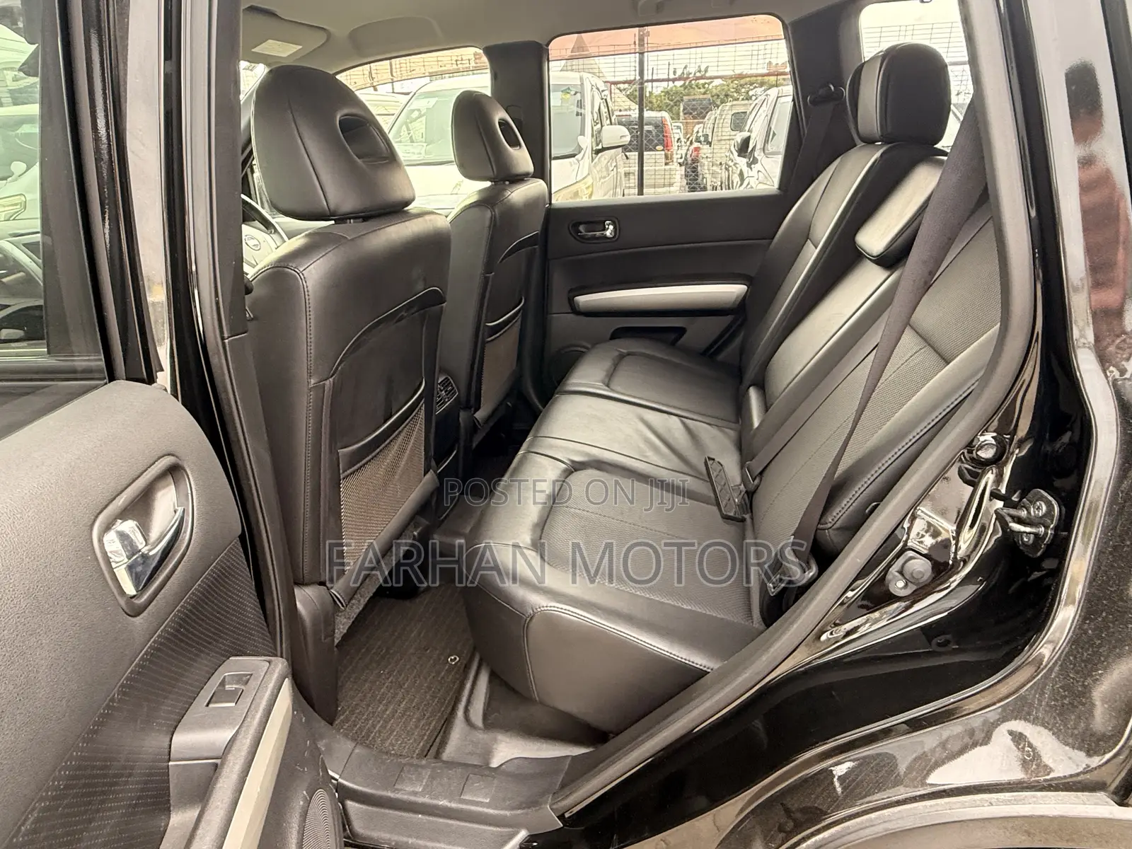 Nissan X-Trail 2.5 Petrol 4x4 SE 2011 Black
