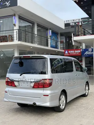 Toyota Alphard 2.4 Petrol FWD 2006 Silver