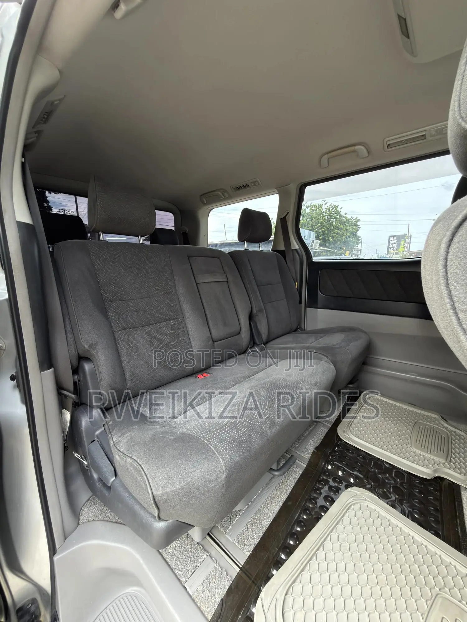 Toyota Alphard 2.4 Petrol FWD 2006 Silver