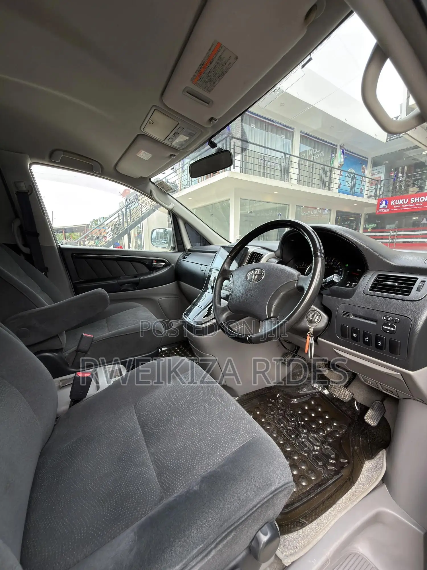 Toyota Alphard 2.4 Petrol FWD 2006 Silver
