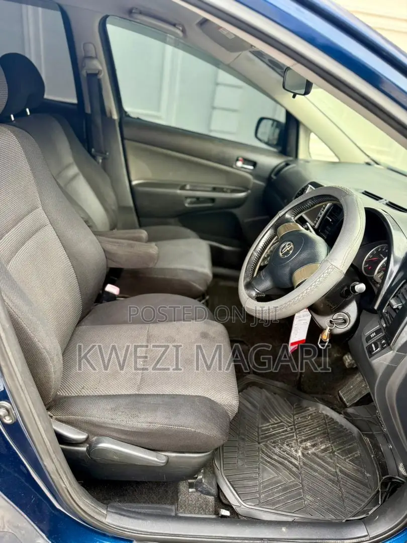 Toyota Wish 2005 Blue