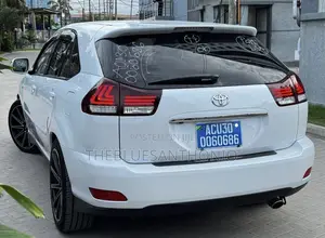 Toyota Harrier 2005 White