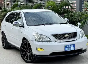 Toyota Harrier 2005 White