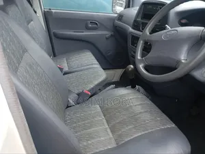 Toyota Noah 2001 White