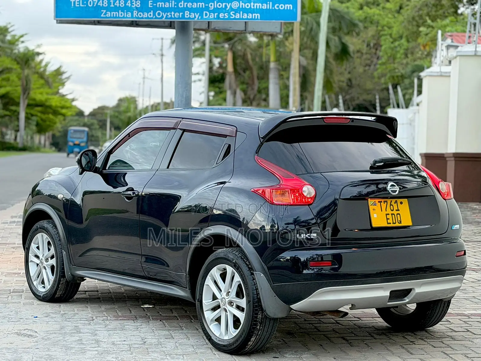 Nissan Juke 2011 Black