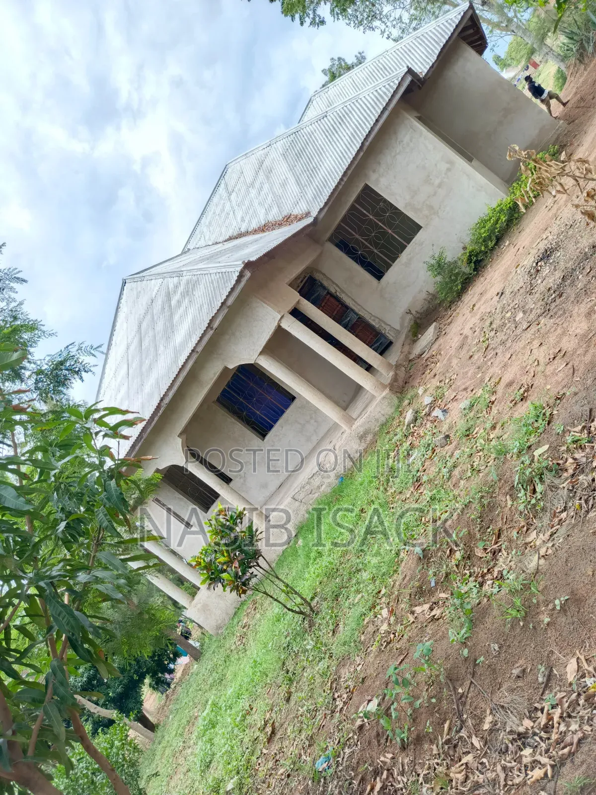 Ghorofa Linauzwa