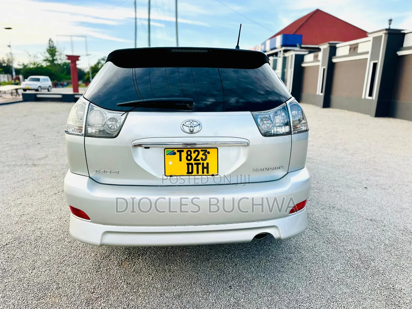 Toyota Harrier 2005 Silver