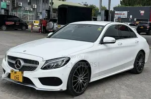 Mercedes-Benz C200 2014 White