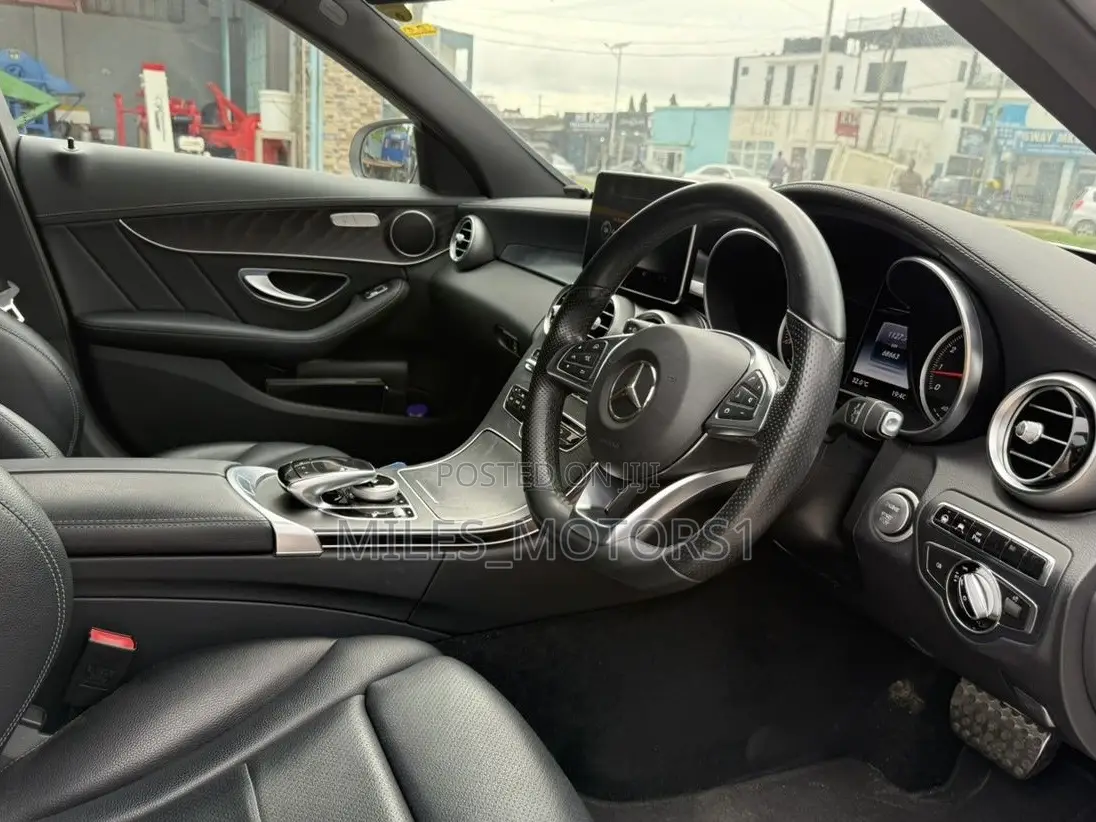 Mercedes-Benz C200 2014 White
