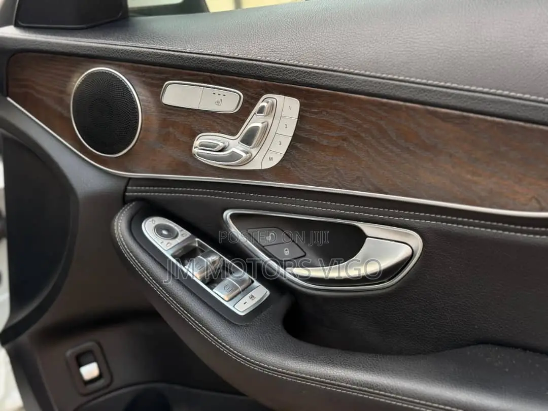 Mercedes-Benz C-Class 2015 Pearl
