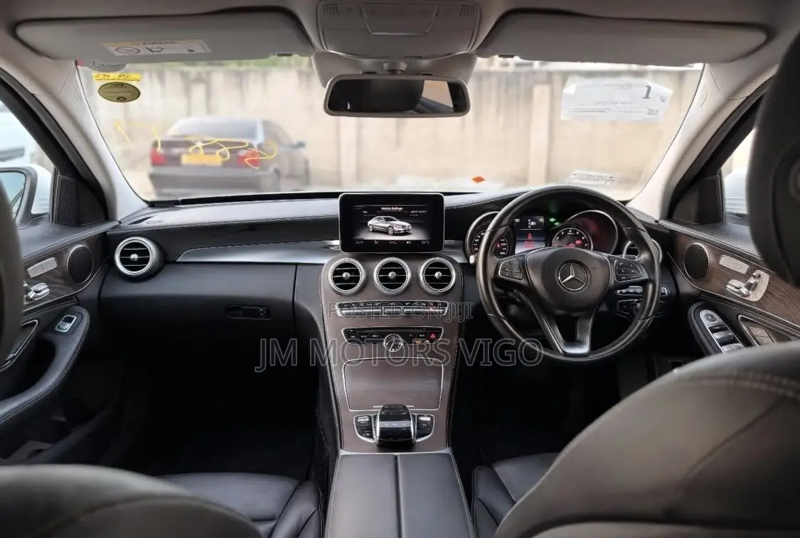 Mercedes-Benz C-Class 2015 Pearl