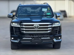 Toyota Land Cruiser Prado 2.8 2023 Black