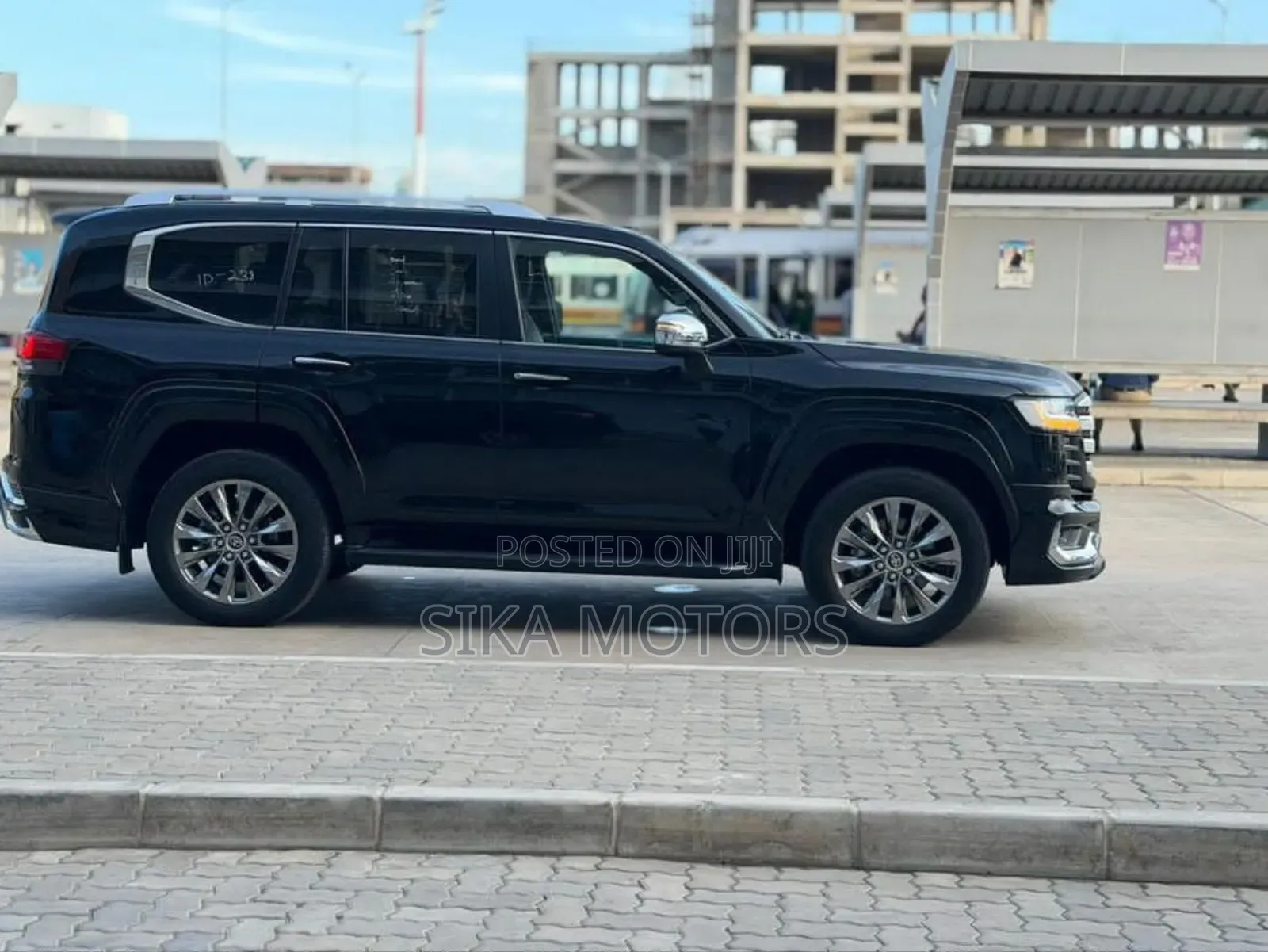 Toyota Land Cruiser Prado 2.8 2023 Black
