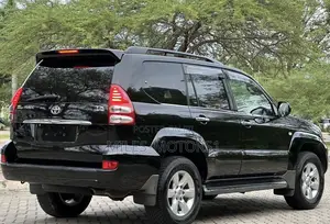 Toyota Land Cruiser Prado 2006 Black