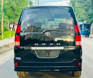 Toyota Noah 2006 Black