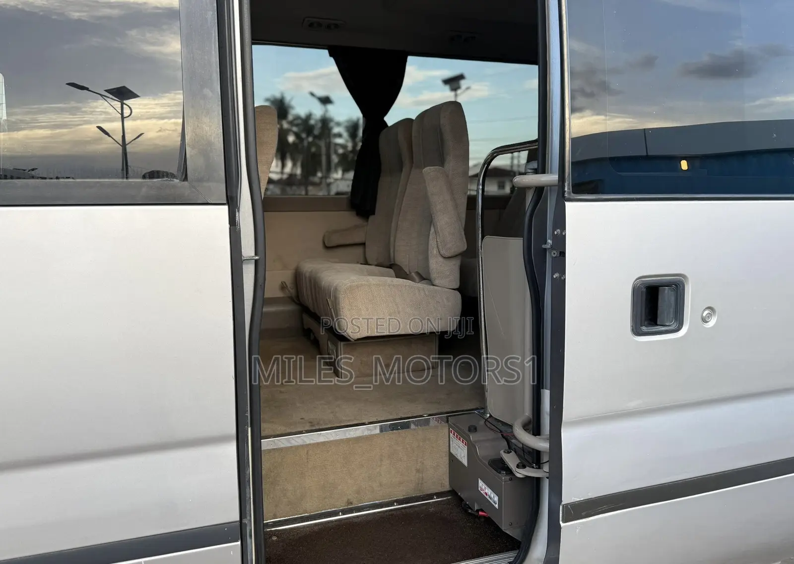 Toyota Coaster 1998 Silver