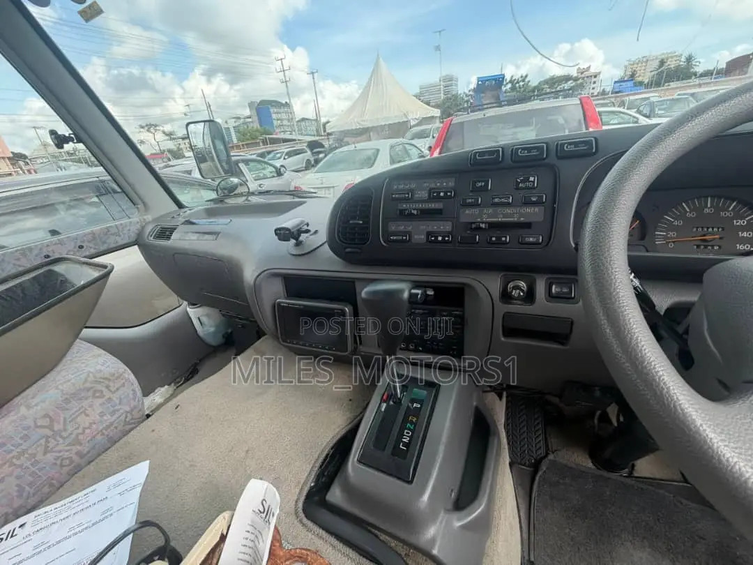 Toyota Coaster 2003 Beige