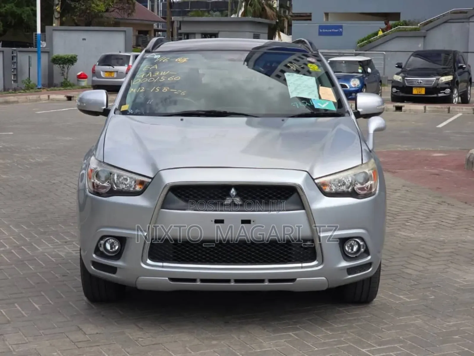 Mitsubishi RVR 2010 Silver