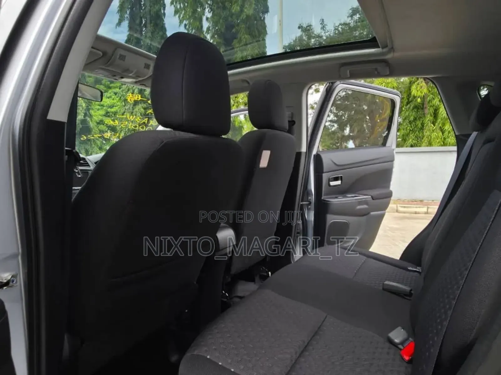 Mitsubishi RVR 2010 Silver