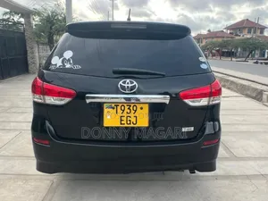 Toyota Wish 2010 Black