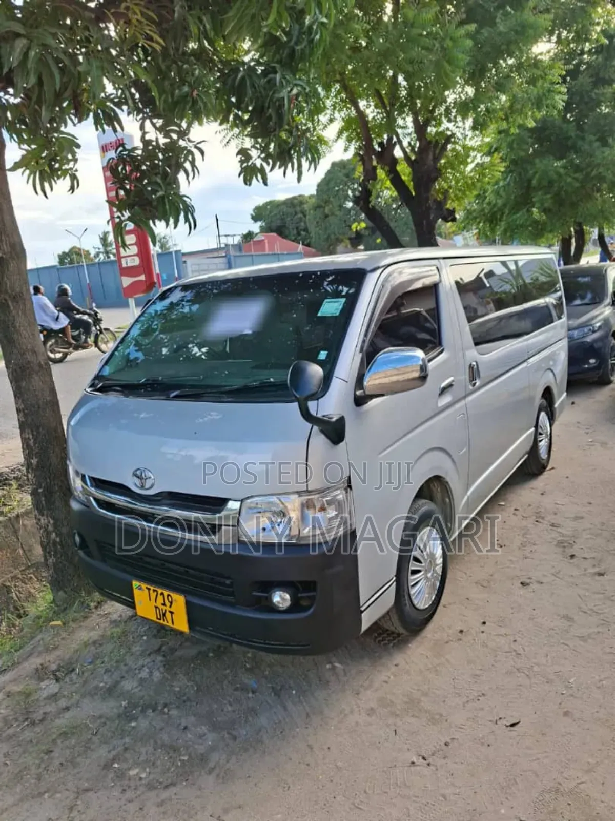 Toyota HiAce 2008 Grey