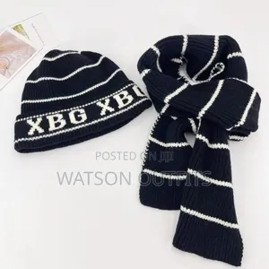 Good Materials Brand New Scarves