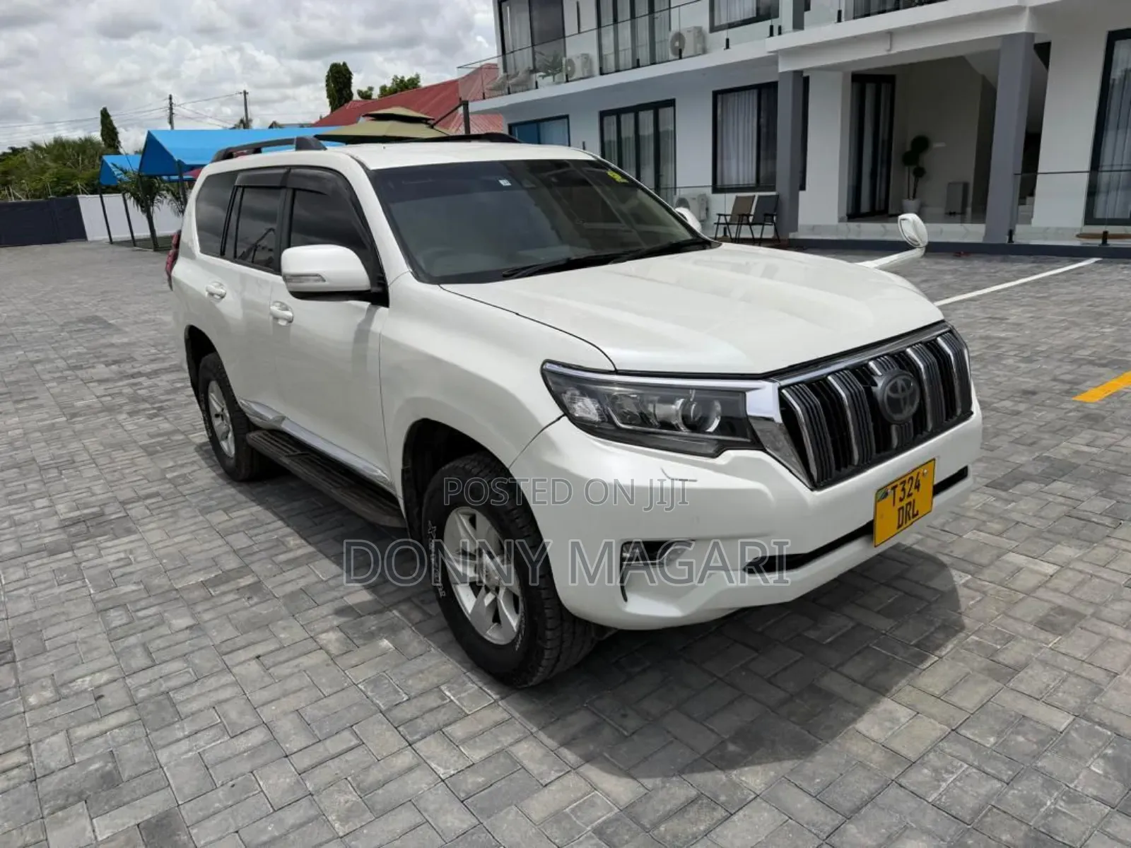 Toyota Land Cruiser Prado 2.7 2017 White