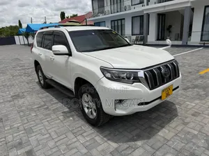 Toyota Land Cruiser Prado 2.7 2017 White