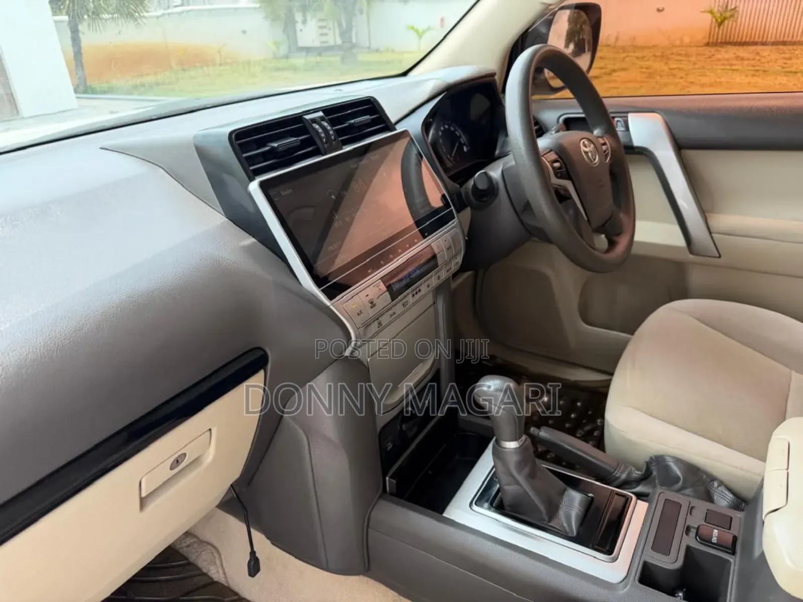 Toyota Land Cruiser Prado 2.7 2017 White
