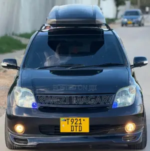 Toyota IST 2005 Black